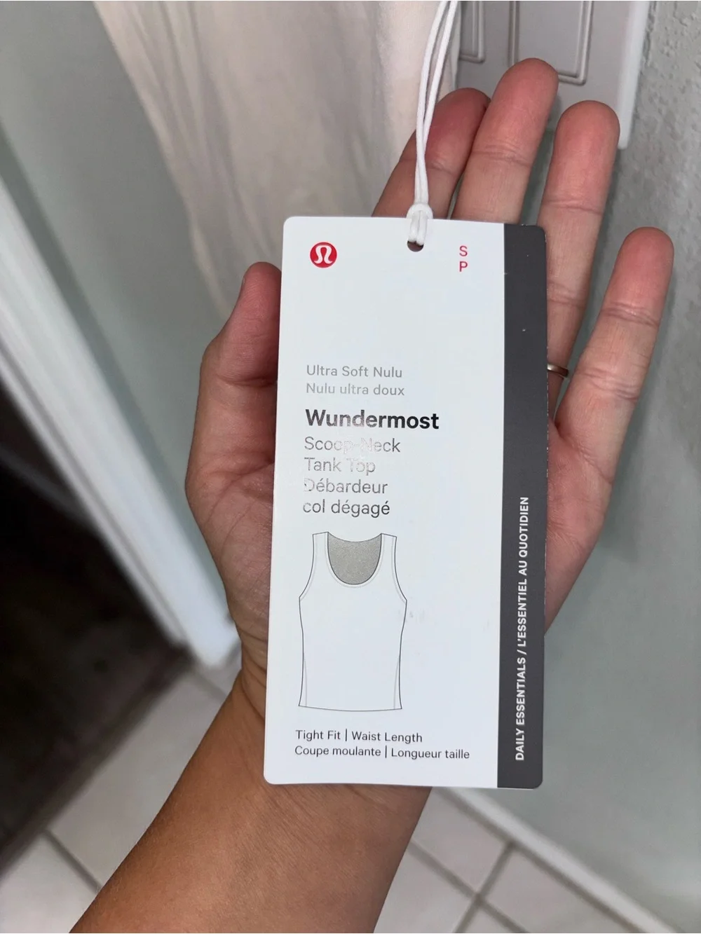 lululemon athletica Cream Scoop Neck Tank Top